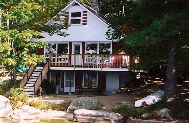 Lakefront Cottage sur Pristine Maine Lake