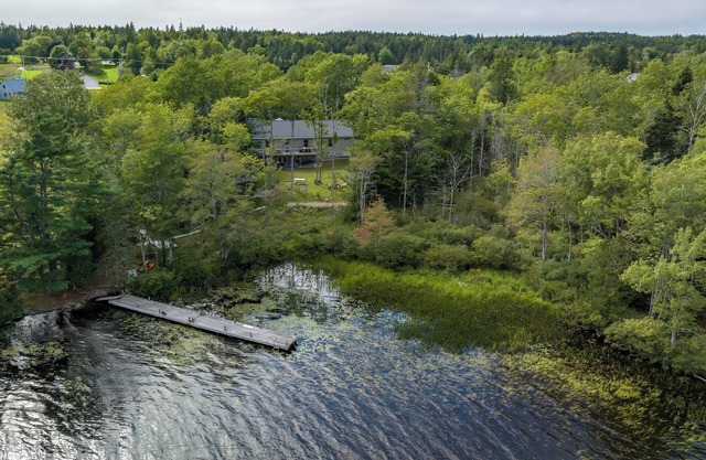 Beautiful lakefront home on Seal Cove next to Acadia National Park