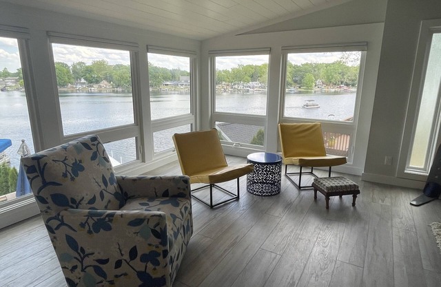 Beautiful lakefront property