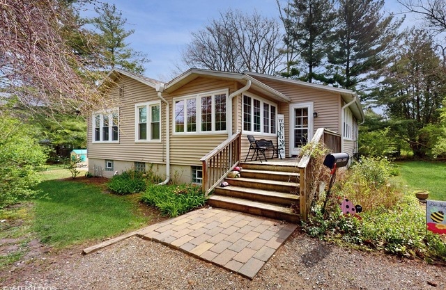 Lakeside, MI - chalet nouvellement classé avec accès à la plage! RÉSERVEZ VOTRE ESCAPADE D'AUTOMNE