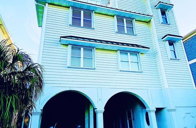 L’un des superbes CUSTOM TWINS de l’OIB - Luxury Ocean Front
