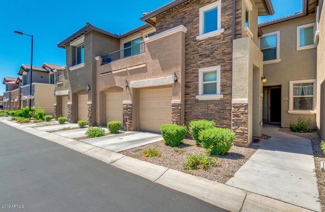 Belle et luxueuse location de vacances Mesa Arizona avec vue sur le parcours de golf