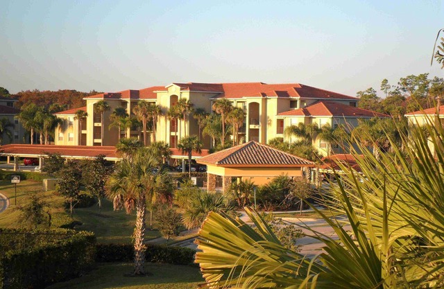 Belle, calme Condo 2BR / 2BA donnant sur terrain de golf