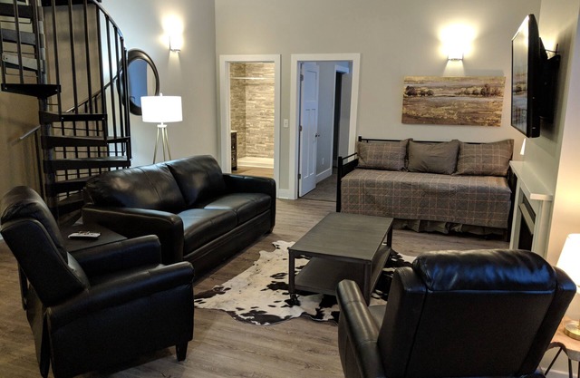 Ellicottville Lofts, Appartement # 14