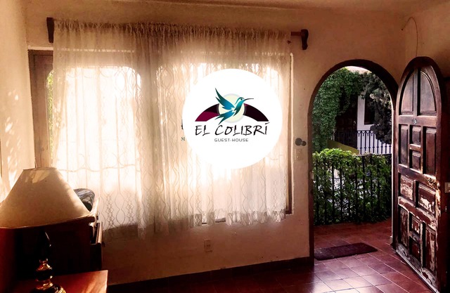 Belles chambres dans un site colonial, propriété privée du centre-ville, propre salle de bain.
