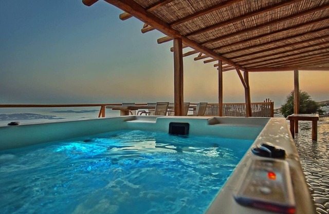 Beautiful Mykonos Villa | 11 Bedrooms | Villa Atlantis | Private Heated Infinity Pool & Outdoor Jacuzzi | Kastro