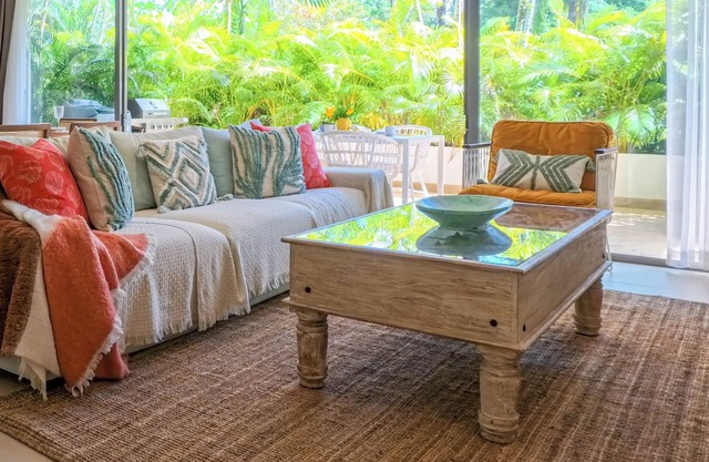5 minutes from beach… stylish, quiet, well equipped 2BR apt with bbq terrace