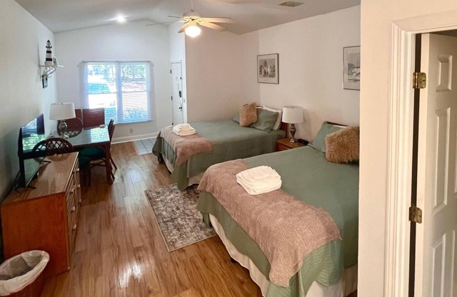 Beautiful Newly Remodeled Mini Suite at Sea Trail Resort
