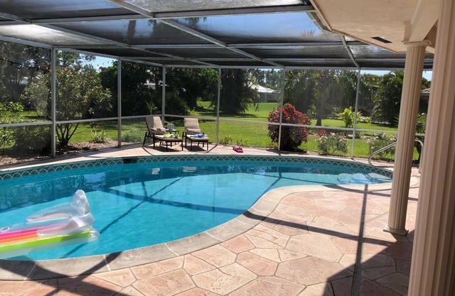 Belle villa avec piscine dans une communauté sécurisée et fermée