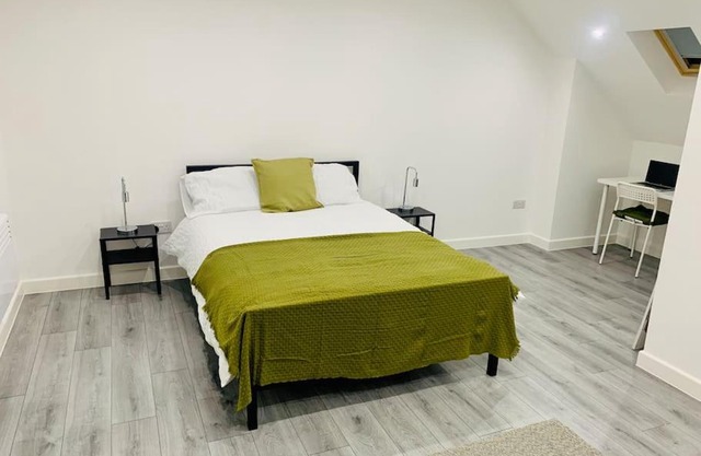 Beautiful One Bed Apartment
