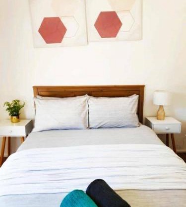 ¶Beautiful Pet Friendly Bedroom Room+TV + Wifi Pet Friendly