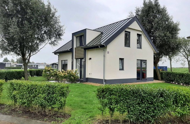 Belle maison de vacances privée pour 10 personnes avec WIFI, piscine, TV, terrasse et parking