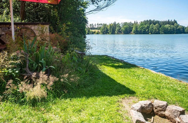 Belle maison de vacances privée avec WIFI, TV, patio, animaux admis et parking