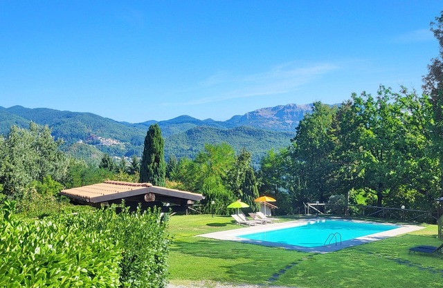 Belle maison avec vue imprenable, grand jardin et piscine privée
