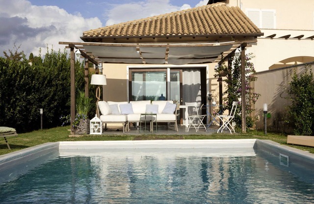Belle maison de vacances privée avec WIFI, climatisation, piscine privée, TV, patio