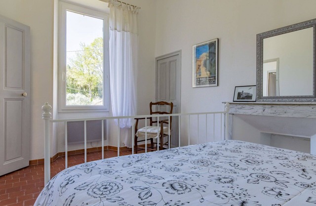 Merveilleuse maison de vacances privée pour 4 personnes avec TV, patio et parking