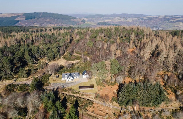Merveilleuse maison de vacances privée avec WIFI, TV, patio, vue panoramique et parking