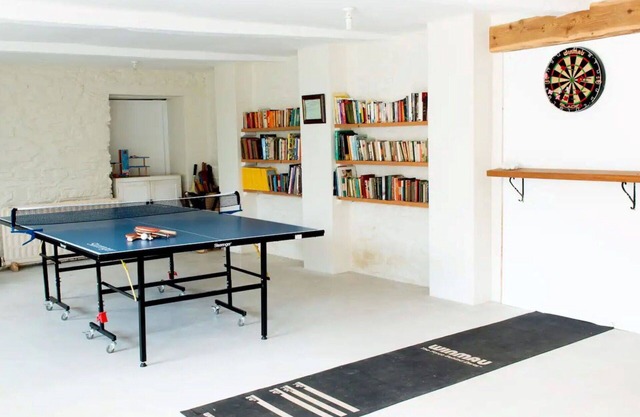 Belle maison de vacances privée avec WIFI, TV, terrasse, animaux admis, vue panoramique et parking