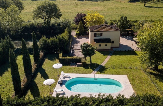 Maison de vacances privée avec piscine privée, WIFI, climatisation, patio, près de Montepulciano