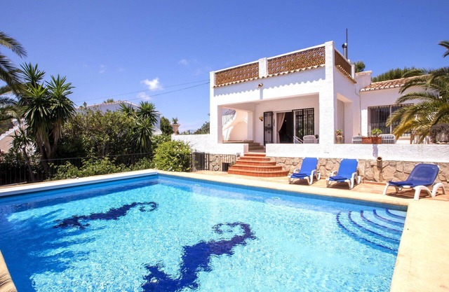 Belle maison de vacances privée avec WIFI, climatisation, piscine privée, TV, patio et parking
