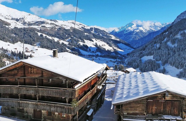 Magnifique maison de vacances privée pour 8 personnes avec TV, balcon, animaux admis et parking