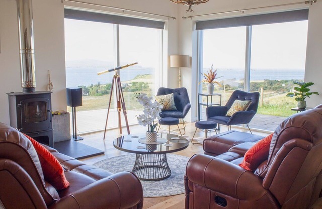 Belle maison de vacances privée pour 6 personnes avec WIFI, TV, terrasse, animaux admis et parking