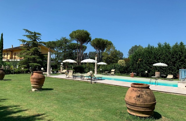 Merveilleuse maison de vacances privée pour 8 personnes avec WIFI, piscine privée, TV et terrasse