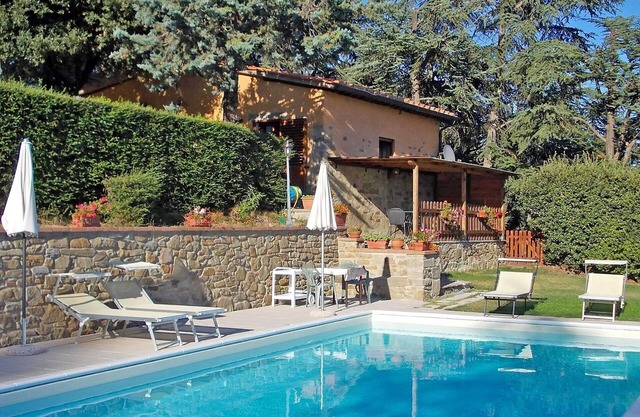 Maison de vacances privée avec piscine, WIFI, TV, terrasse, animaux admis, vue panoramique, parking