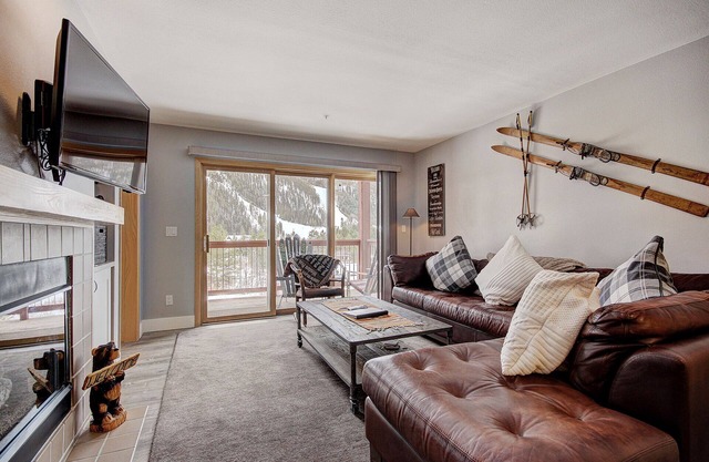 Belle propriété à Cinnamon Ridge avec une vue imprenable - Marchez vers les pistes!