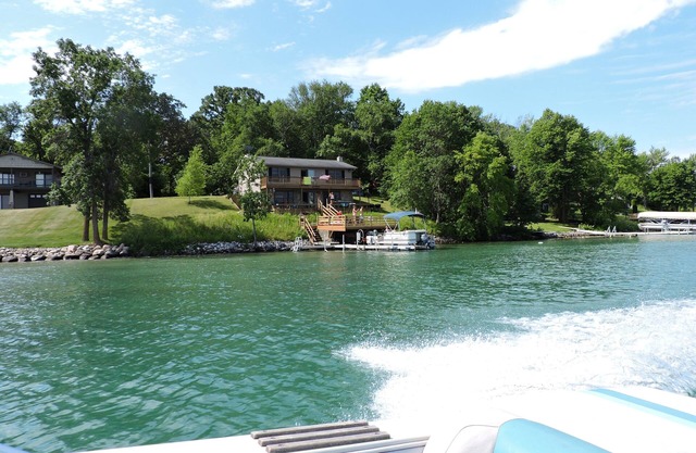 Belle maison de lac rénovée sur le lac d'Eagle immaculé, Otter Tail County MN!
