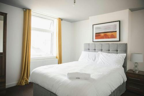 Beautiful Room in Leicester