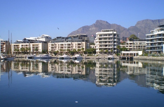 Beautiful, safe two bed apartment V & A Waterfront Cape Town **** grading.