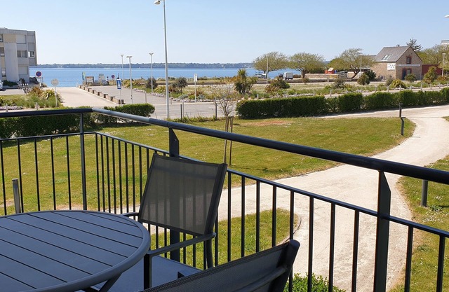Bel appartement Vue mer à Concarneau aux Sables blancs, Piscine Commune Chauffée