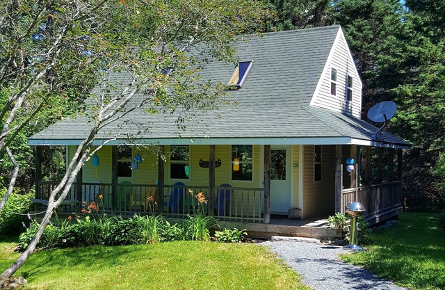 "Belle calme Coastal Maine Island Cottage Location 'Four Season