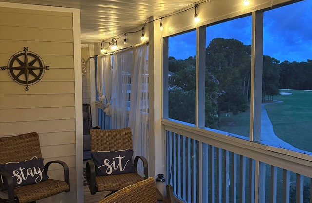 Superbes clubs de Southport, Golf Frontage et Oak Island Beach. Nouveaux compteurs de quartz