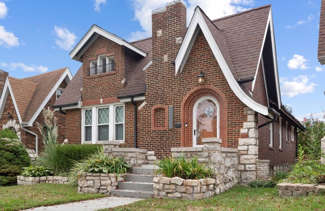 Beautiful & Spacious Bungalow - Near Zoo-Downtown