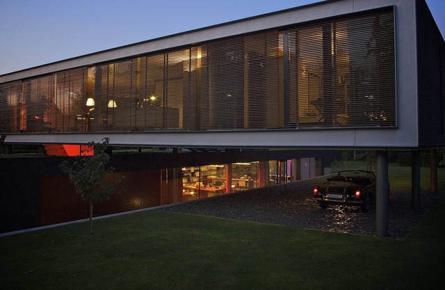 Belle architecte moderne villa avec jardin