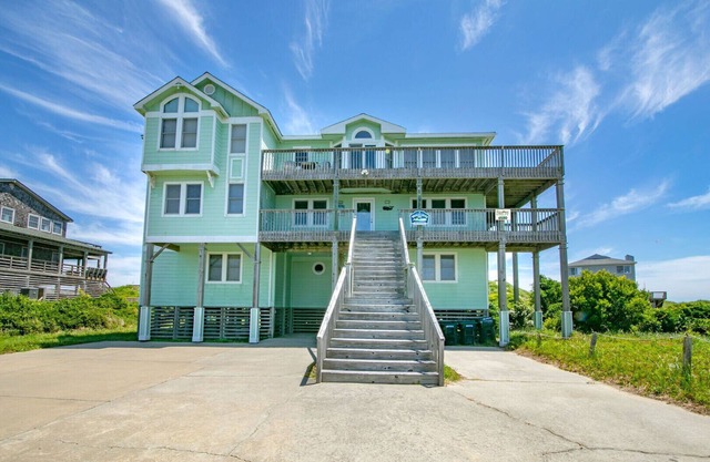 Auberge d'une tête de baleine | South Nags Head | Oceanfront | 8 chambres | 24 couchages