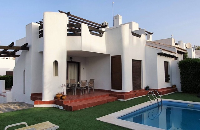 Beautiful Spanish Villa with private pool and roof terrace
