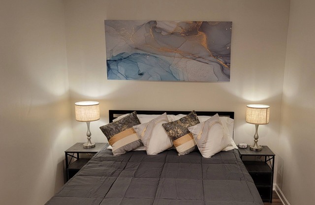 Beautiful Studio Apt 5 -DnStairs