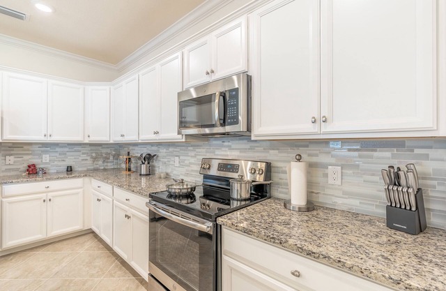 Beautiful Sunny Fort Myers Home| Perfect for Snowbirds
