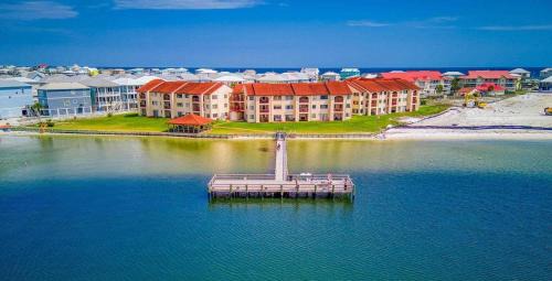 Beautiful! Sunset Harbor Condo for 2-TOP FLOOR 1-309, Navarre Beach