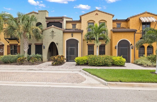 Beautiful Townhouse in Paseo