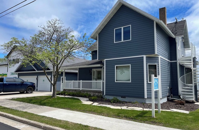 Beautiful updated house on Lake Michigan in the heart of downtown Baileys Harbor