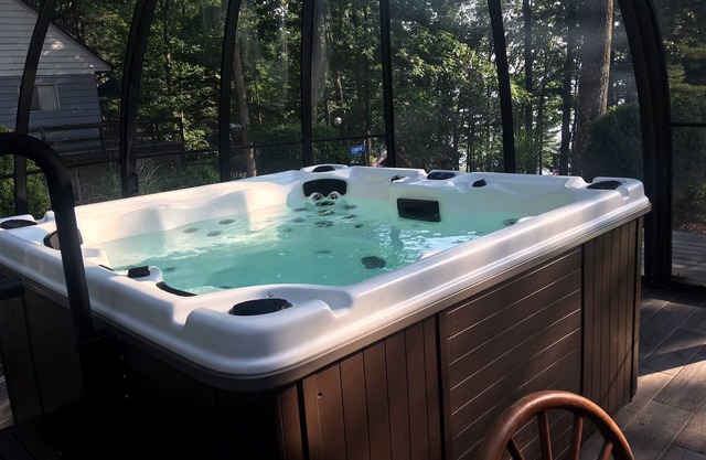 Belle maison de vacances avec quai sur le lac Wallenpaupack