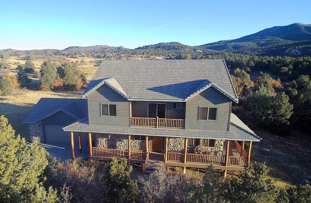 Belle maison très propre à côté de Zion Ponderosa Resort.