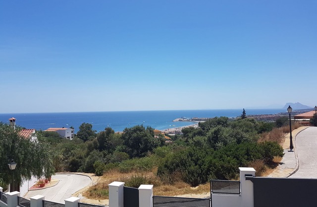 Belle vue sur la mer Méditerranée, vacances de golf, Sotogrande