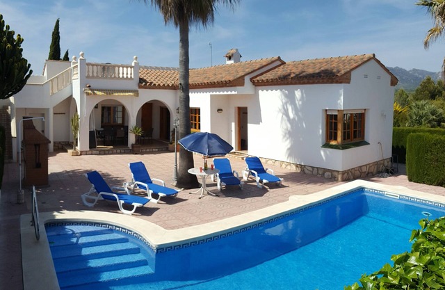 Belle Villa, WIFI, Clim, Piscine privée sans vis à vis, 8 personnes