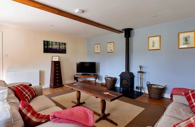 Beautiful villa for 4 guests with WIFI, TV, terrace, pets allowed and parking