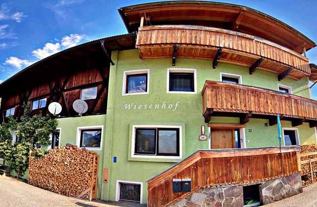 Magnifique maison de vacances pour 4 personnes avec WIFI, TV et balcon